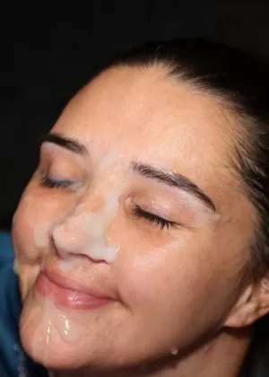 White sluts Pixiee Little and Classy gets on their knees for facial cumshots