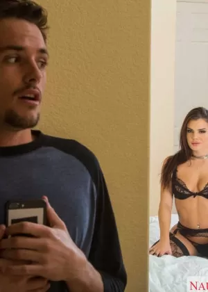 Горячая латиноамериканка Кейша Грей соблазняет своего пасынка в сексуальном нижнем белье и чулках